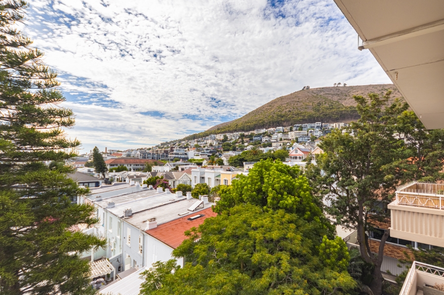 2 Bedroom Property for Sale in Green Point Western Cape